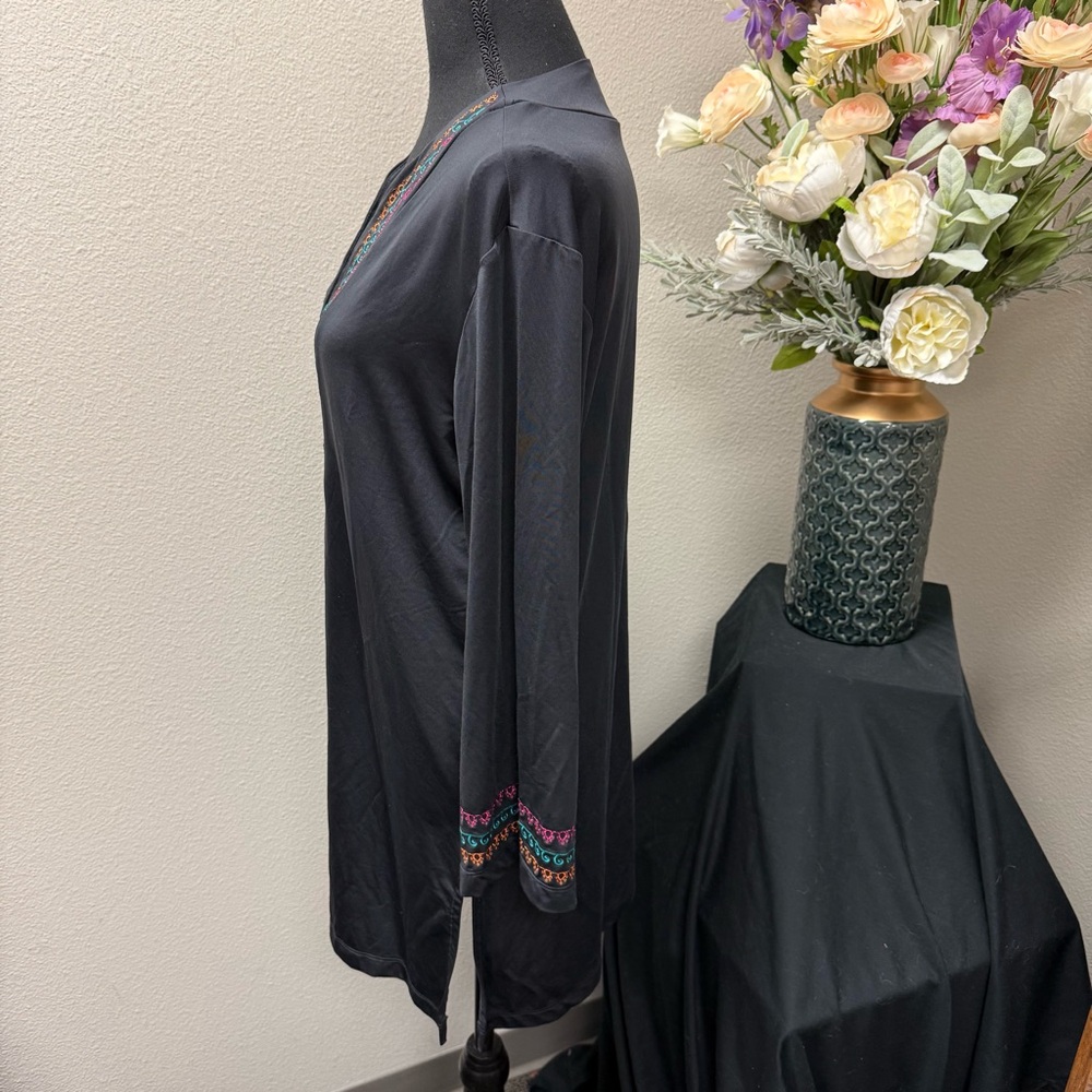 Cremieux Black Embroidered V-Neck Tunic Boho Long Sleeve Top M - Picture 2 of 8